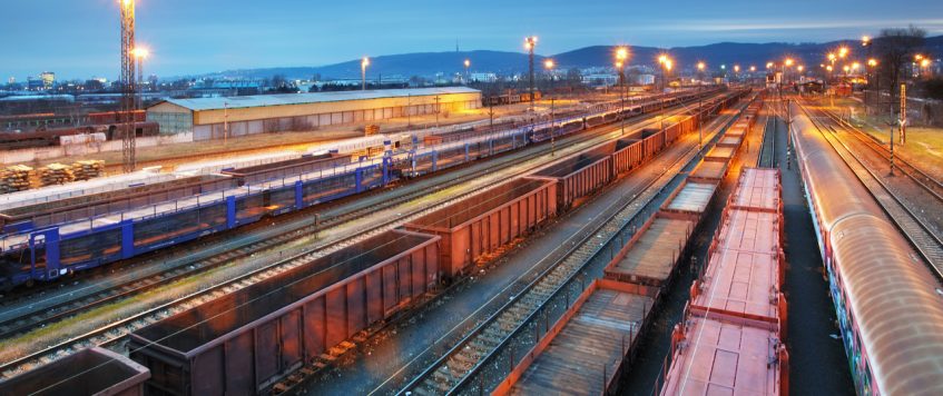 Rail Freight – Pros and Cons of Rail Transport